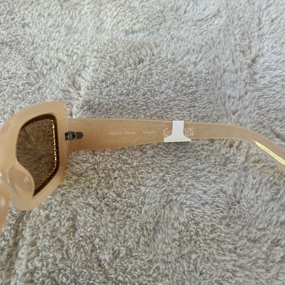 Free People Sofia Crystal Sunglasses Rectangle Thick Frame LightSand NWT Soldout - Picture 5 of 6